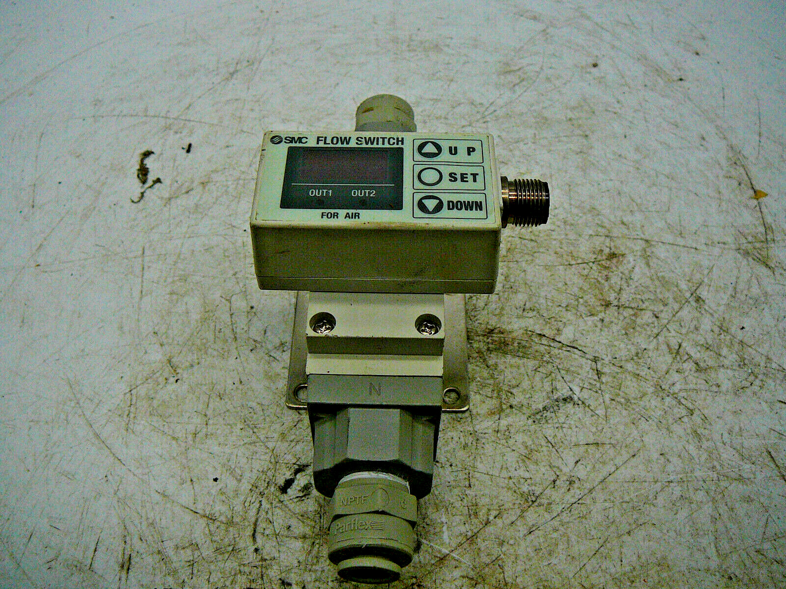 SMC DIGITAL FLOW SWITCH PF2A711-N03-67 12-24VDC 10-100L/MIN