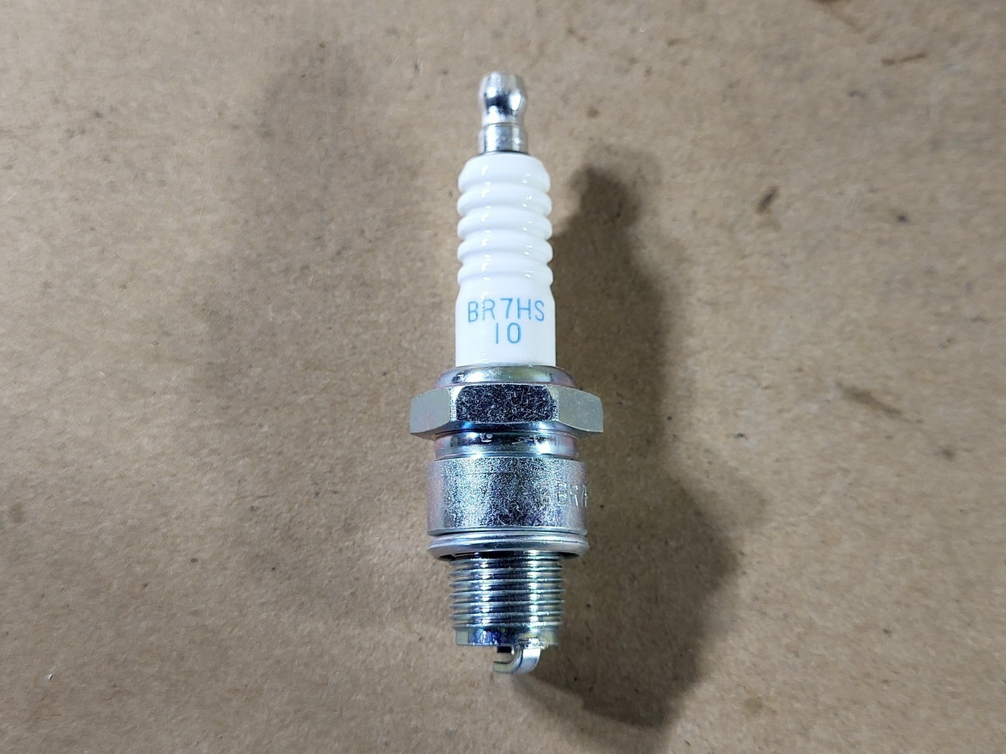 SURPLUS NEW NGK BR7HS-10 Nickel Spark Plug – Transportation