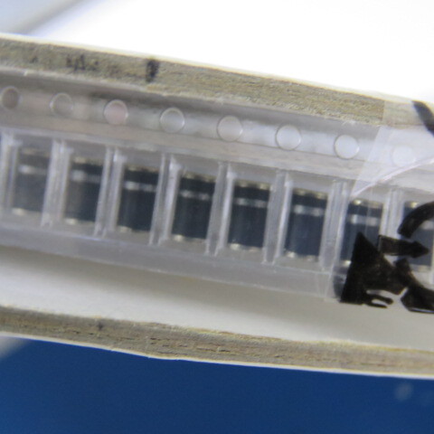 DIODES DL4003 Qty of 1000 per Lot 200V 1A DL4003