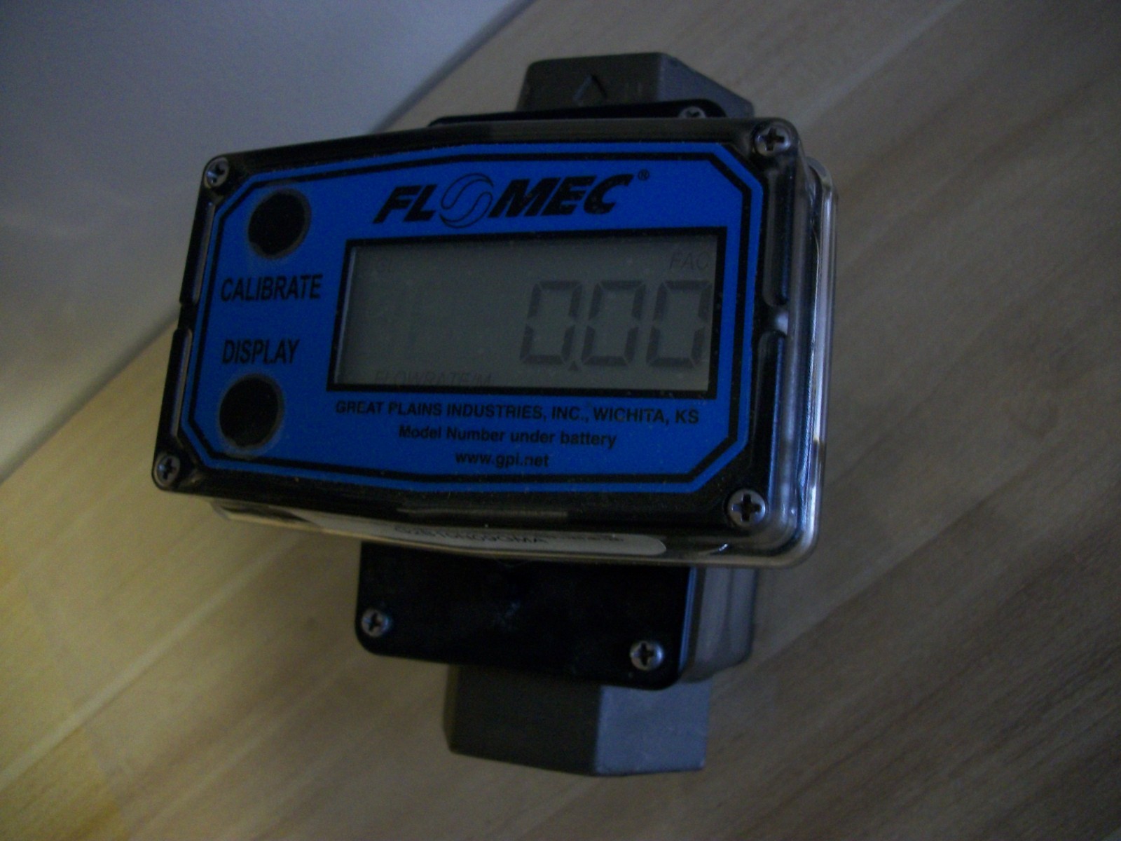 UNUSED FLOMEC ELECTRONIC DIGITAL FLOWMETER MODEL G2B10N09GMA B10N 300 PSI