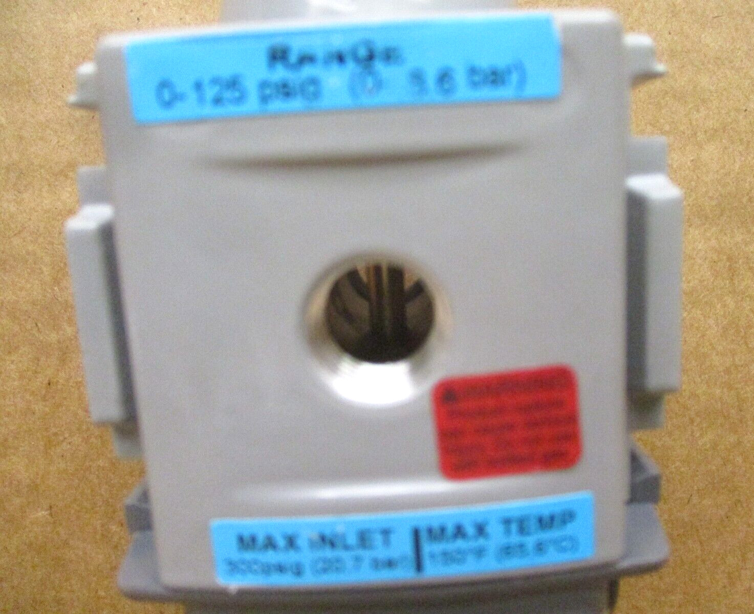 Dixon R18-03R 3/8″ Regulator 0-125 psig Range 49625HI