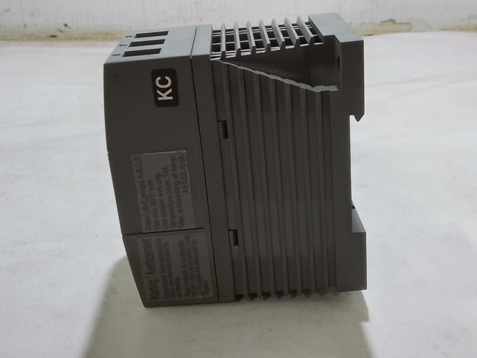 IDEC PS5R-VA24 Power Supply (SP479)