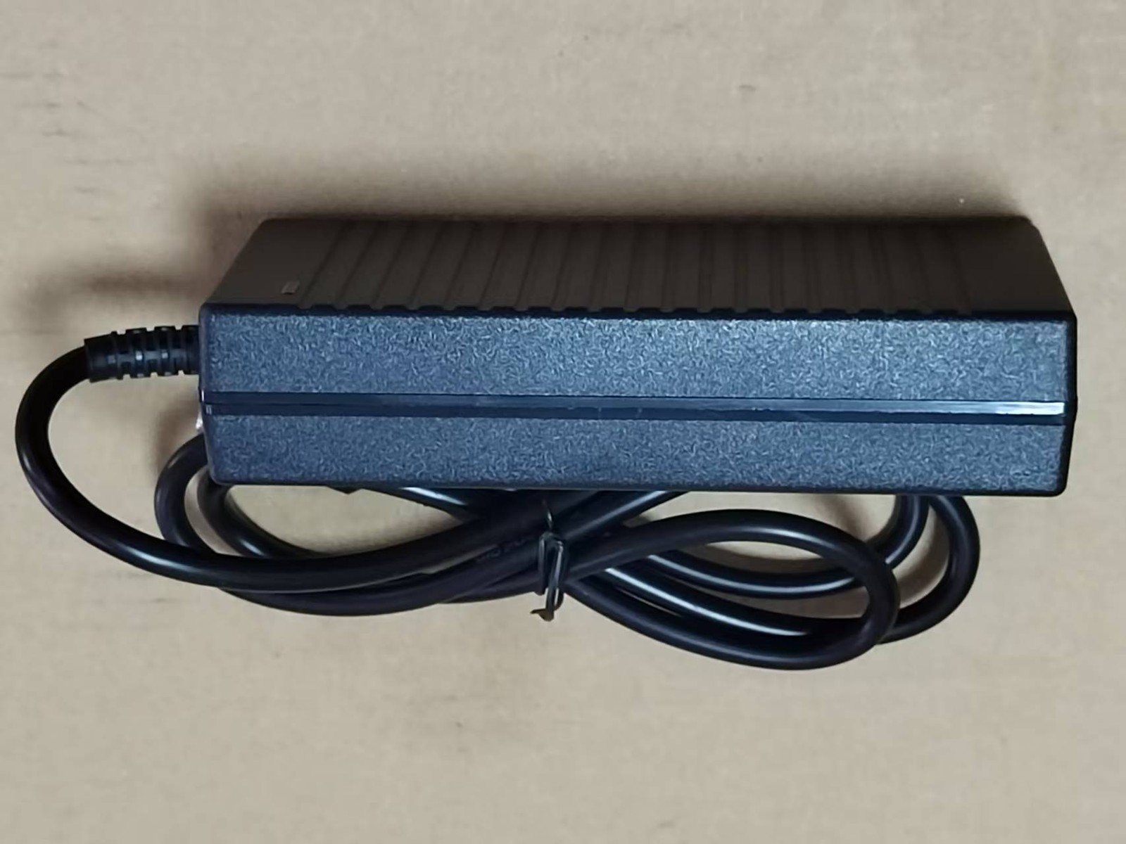 XP Power HUP45-30/#10045-01 Universal power five-pin plug/without screw cap