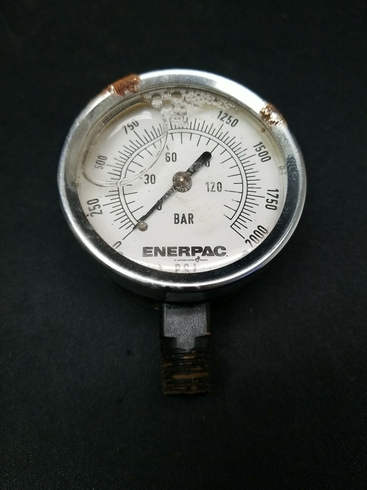 Vintage ENERPAC Industrial Liquid Gauge Model G-2515L 2000 psi 2 1/2″