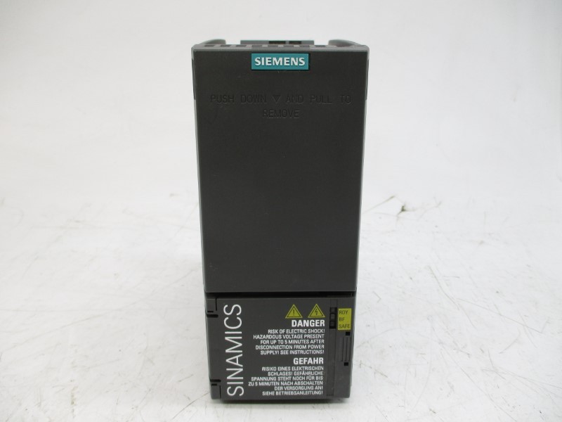 SIEMENS 6SL3210-1KE15-8UB2 380-480V 7.4A NSMP
