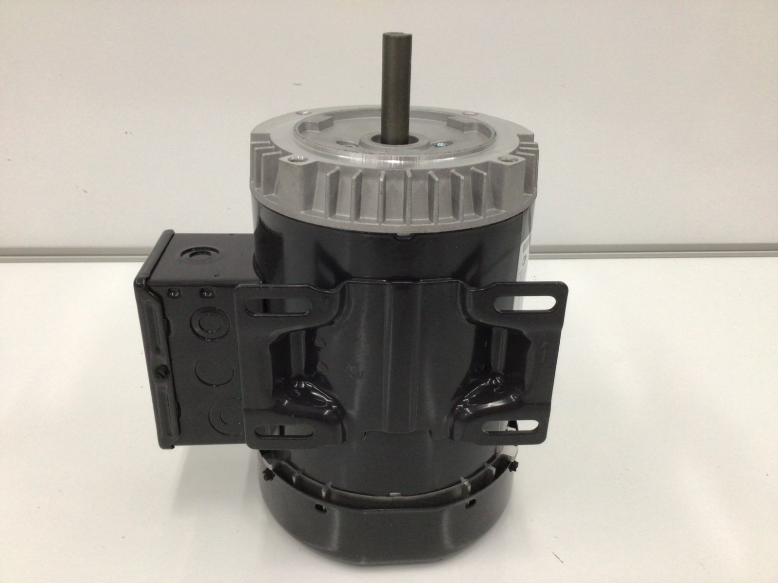 US-Nidec T34C1JC 3/4 HP General Purpose Motor 3600 RPM