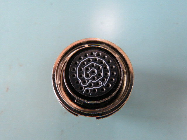 AMPHENOL D38999/26FD35SN Qty of 1 per Lot 37 Position Circular Connector Plug-