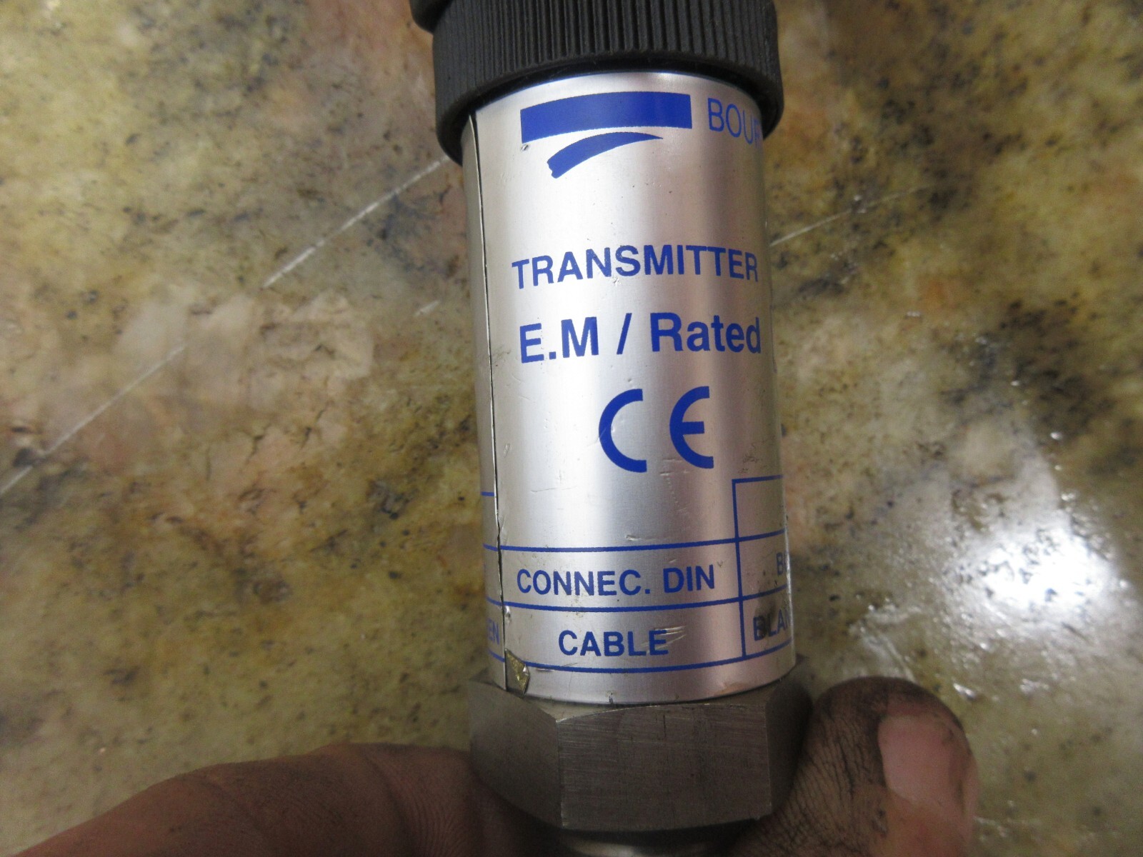 BOURDON-SEDEME TRANSMITTER E7 13 EM RATED 20 BAR 08J8 12 B BOSCH PVN 2 PIECES