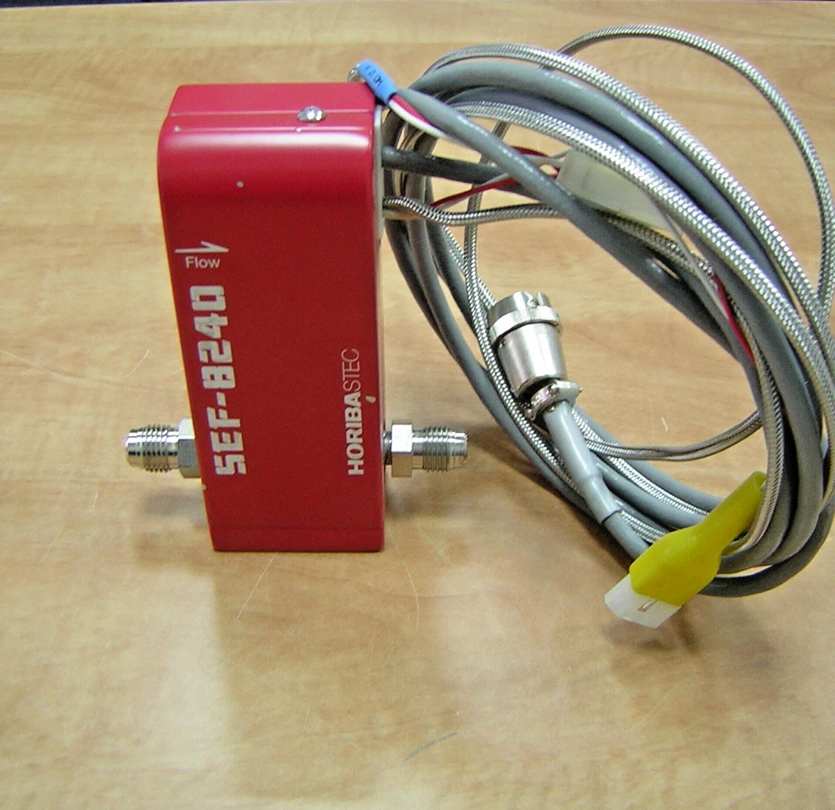✅ HORIBA STEC sef-8240 MASS FLOW METER SEF-8240SM-UC 200ccm