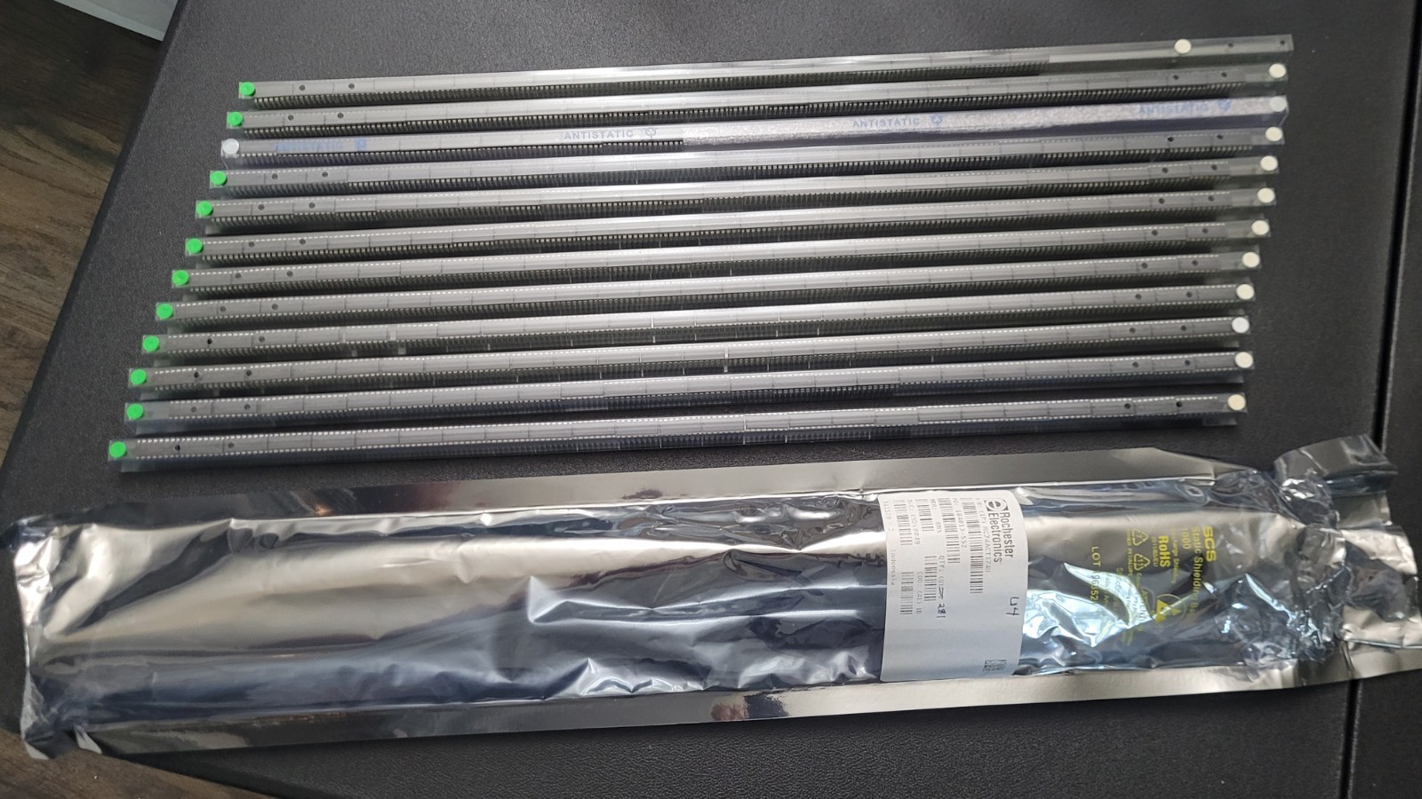 Lot Of 281 Motorola / Onsemi MC74ACT174N Logic Flip-flop Chips ICs