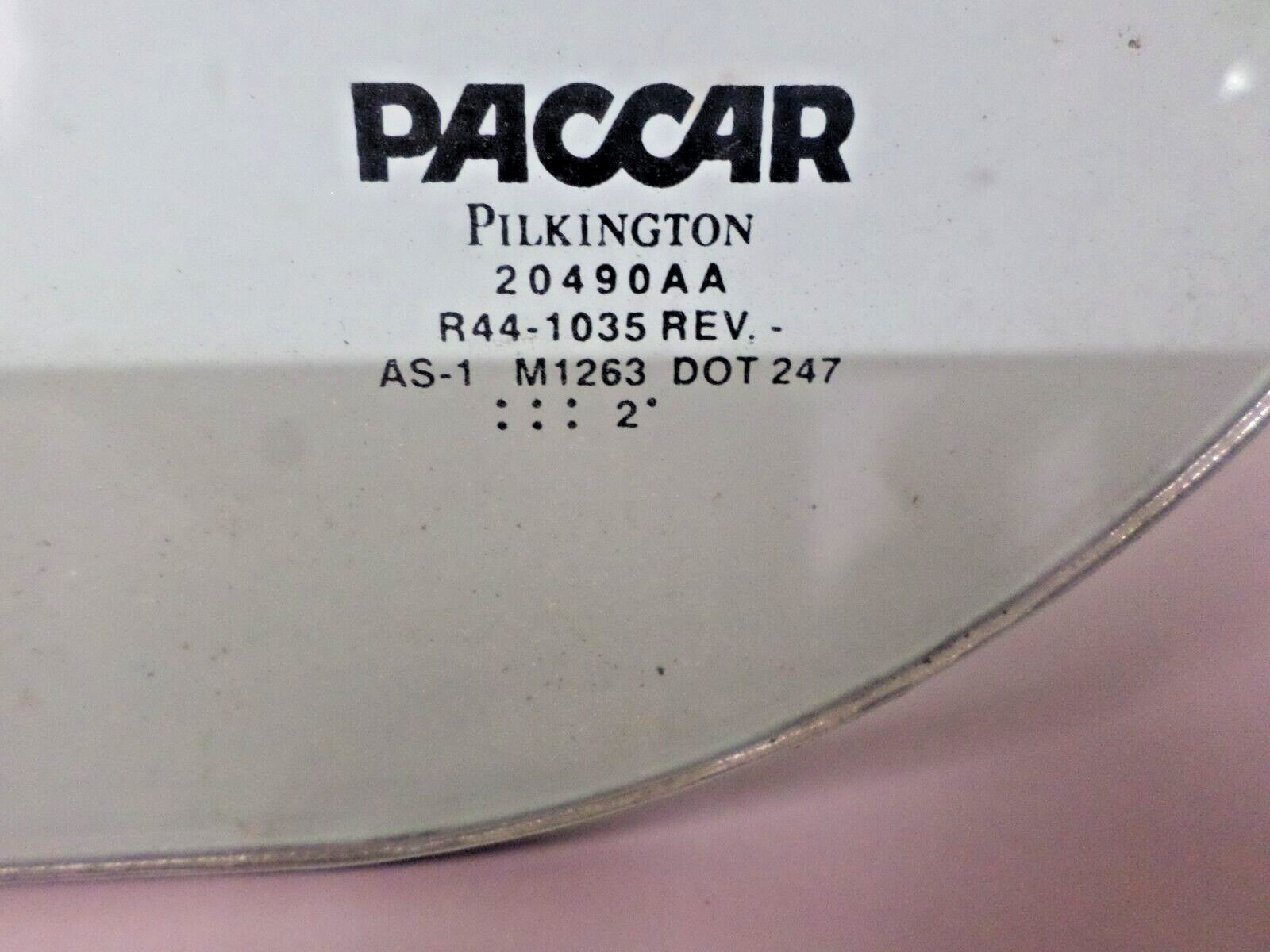 PACCAR R44-1035-20 Windshield for Kenworth
