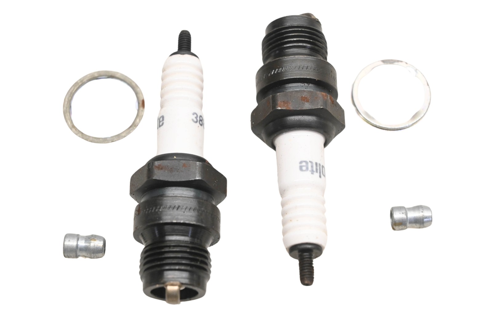 Mitsubishi 0007954, 388 Autolite Spark Plug Kits Qty 2 NOS