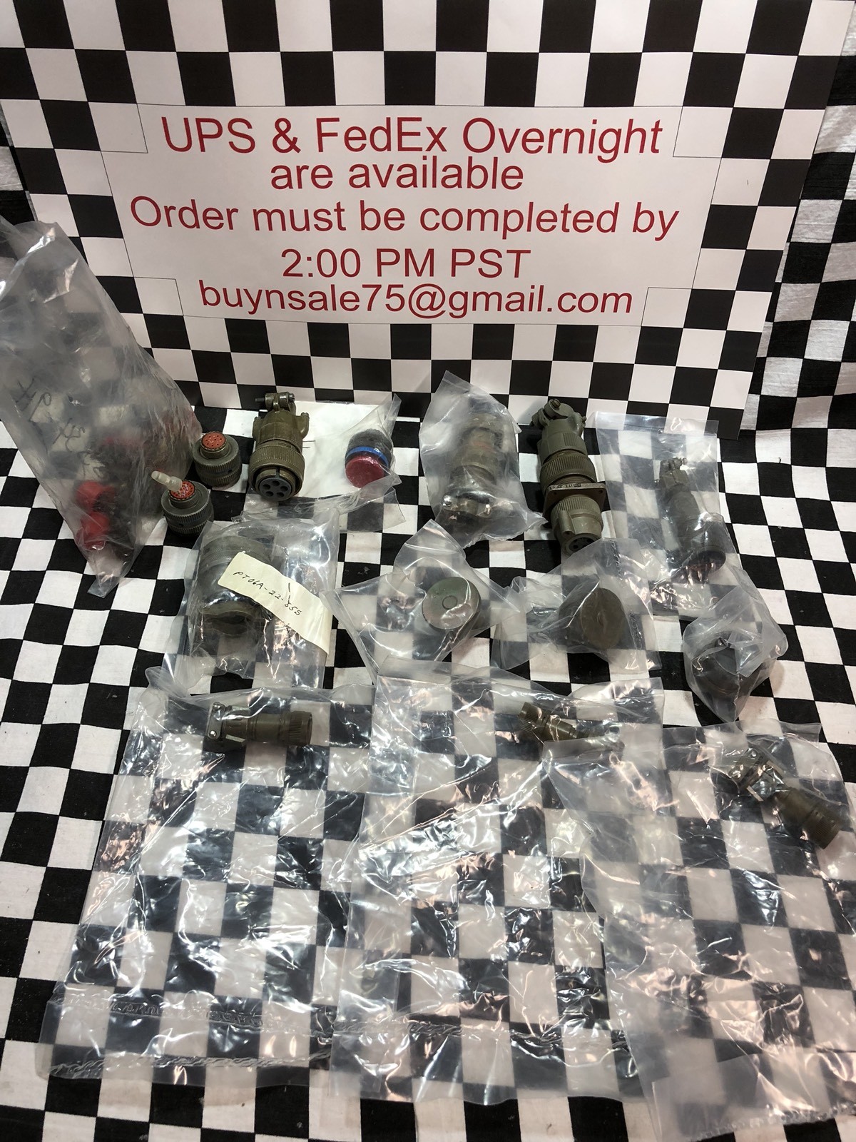 Miscellaneous Amphenol PT06A-22-55S, MS3100R18-11S, #BOX 13 “F10”