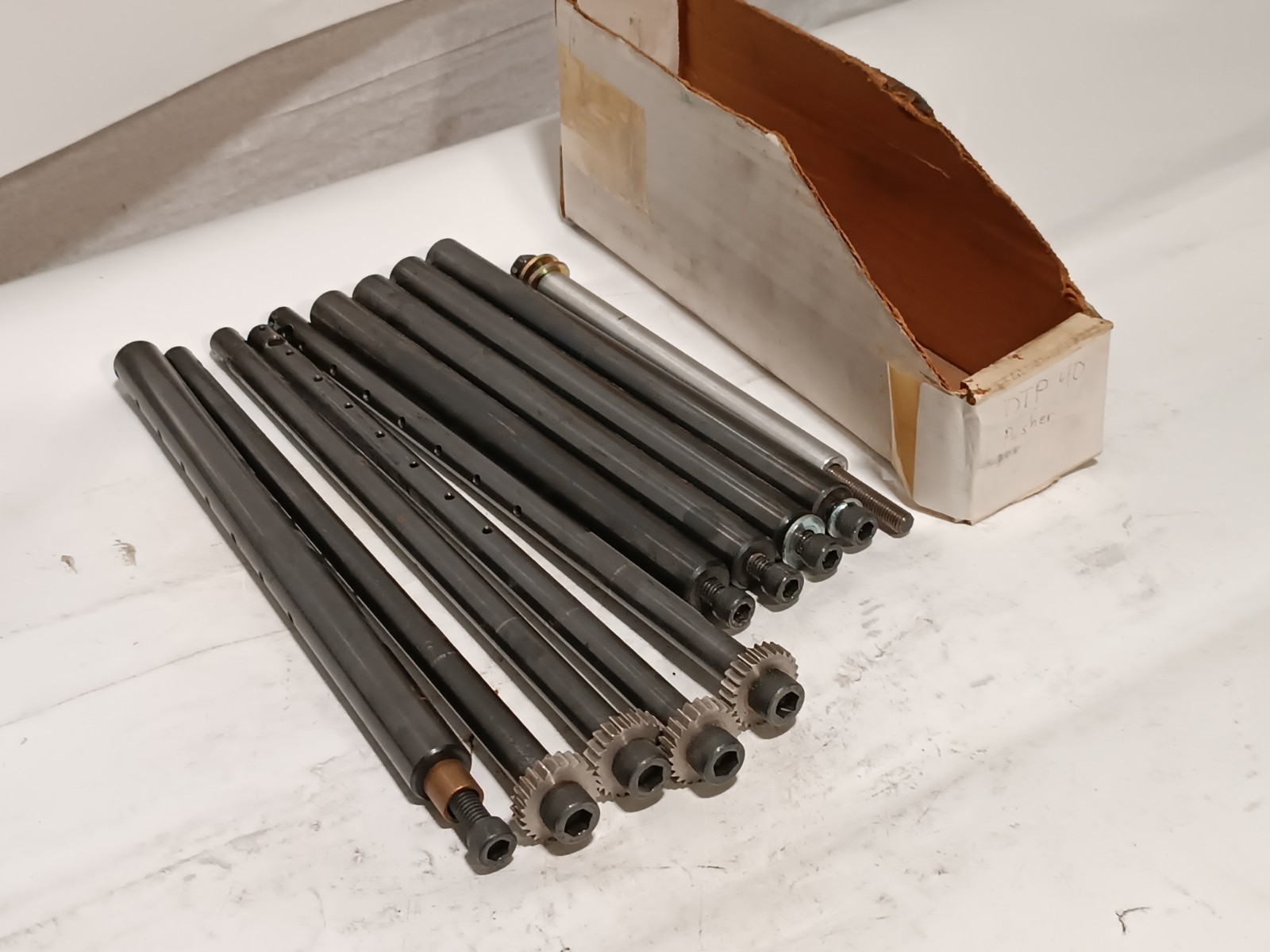 DTP 40 pusher rods for packaging machine, lot of 10steel shafts as shown