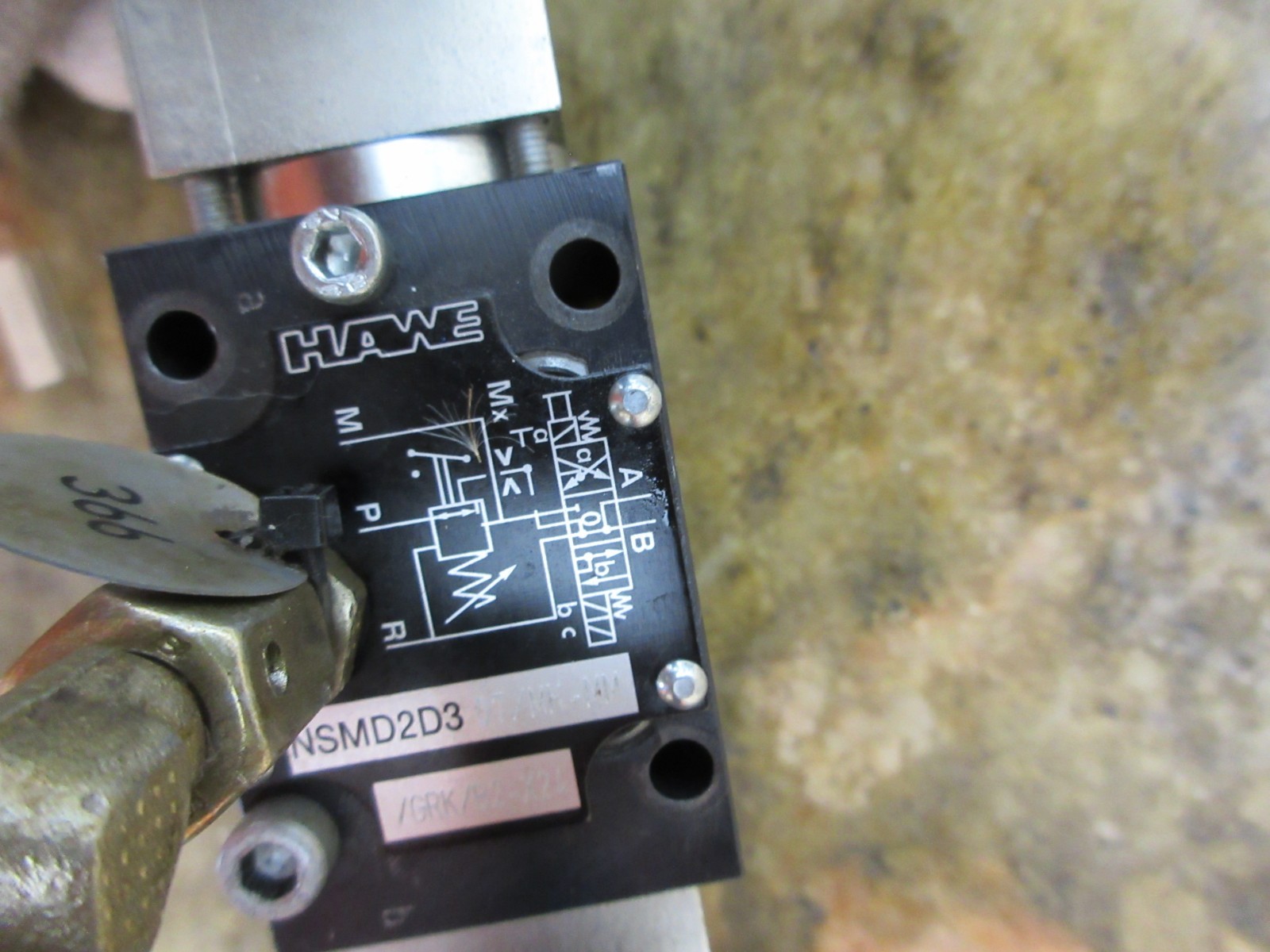 GILDEMEISTER TWIN 32 HAWE 3700 036178 04 NSMD2D307/MK-MM/GRK/B2-X24 VALVE
