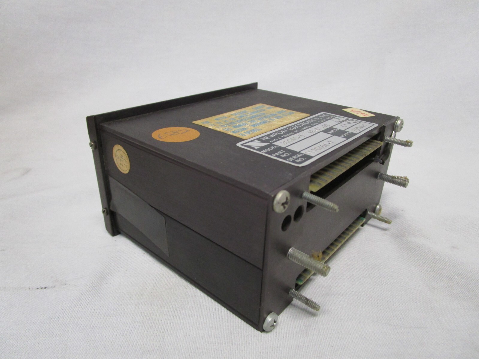 NEW NEWPORT ELECTRONICS 200AS-3-A2-C1-D2 DIGITAL VOLTMETER