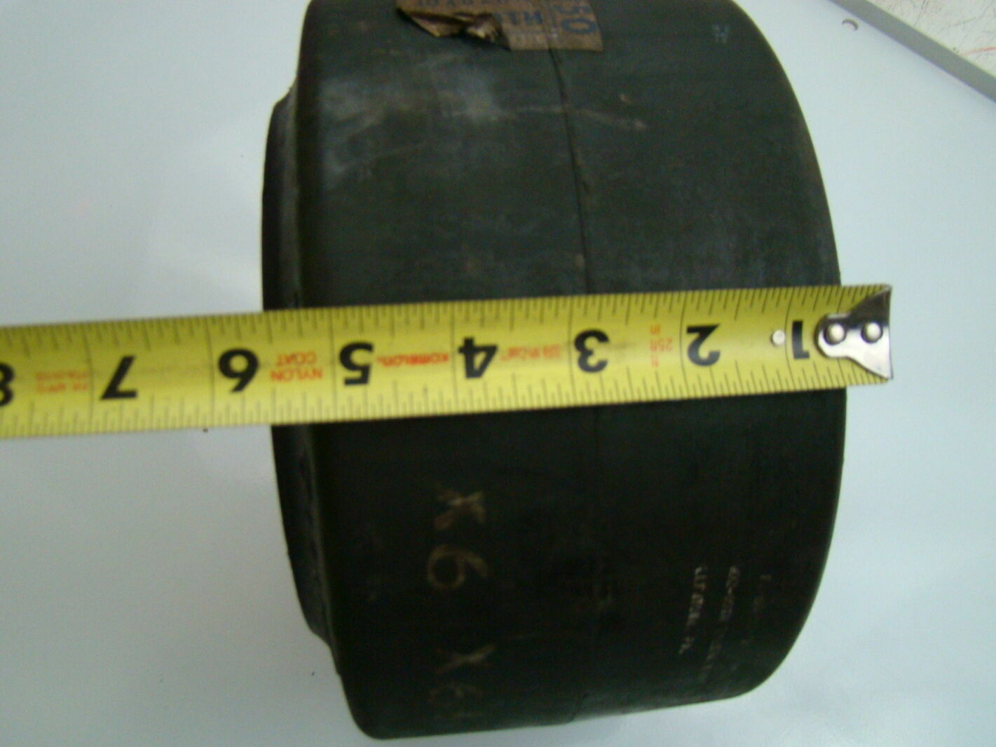 B.F. Goodrich 10″ x 6″x 6-1/4″ Solid Flat Tread Tire T17-150