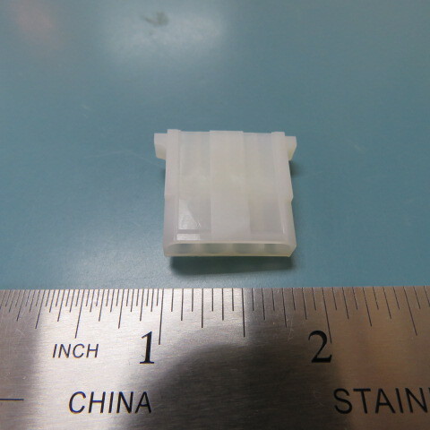 MOLEX 15-24-4048 Qty of 100 per Lot 4 CONTACT(S), FEMALE, POWER CONNECTOR