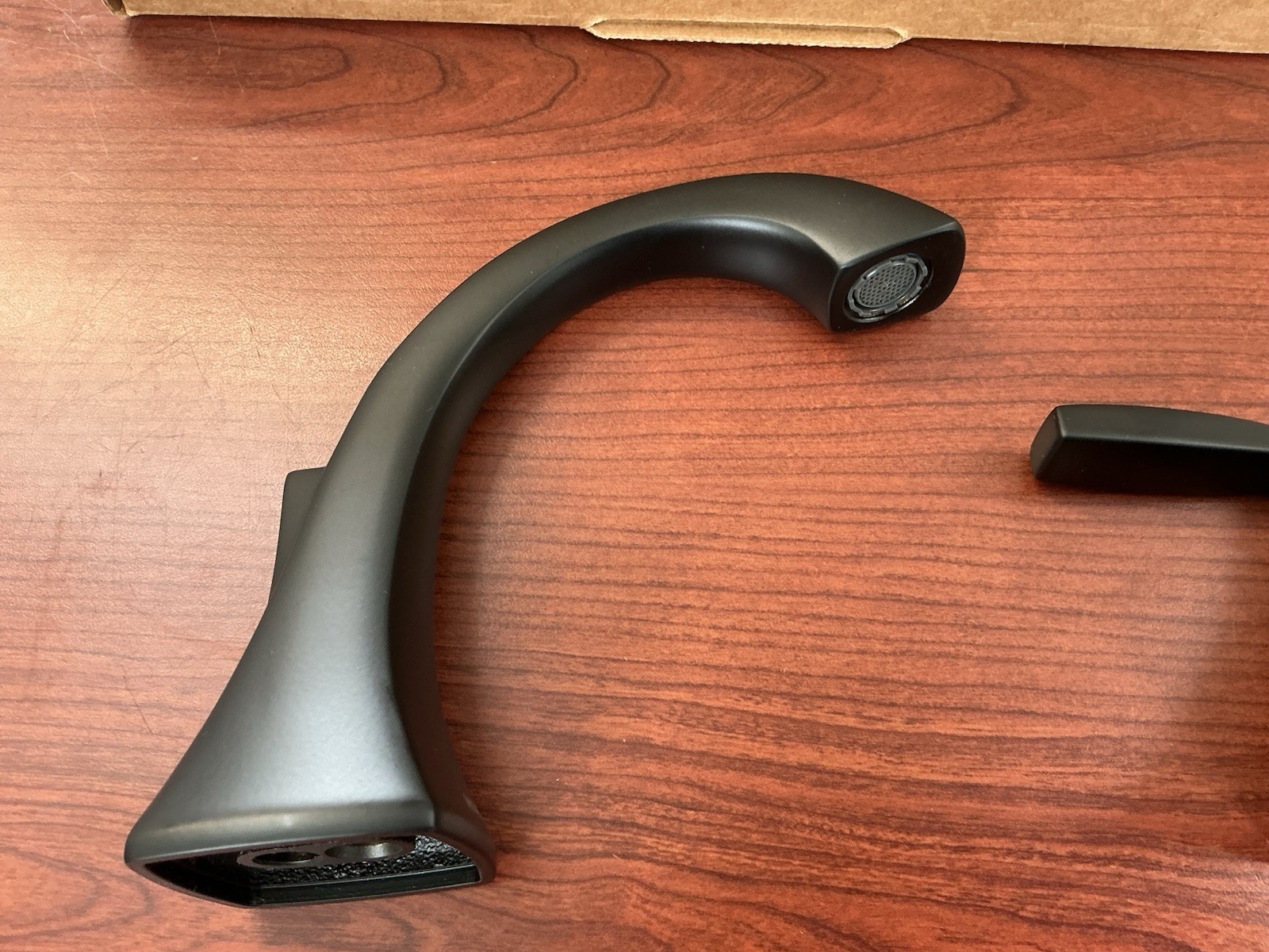 NEW Moen T6905BL Voss 2-Handle Bathroom Faucet Trim Matte Black B140