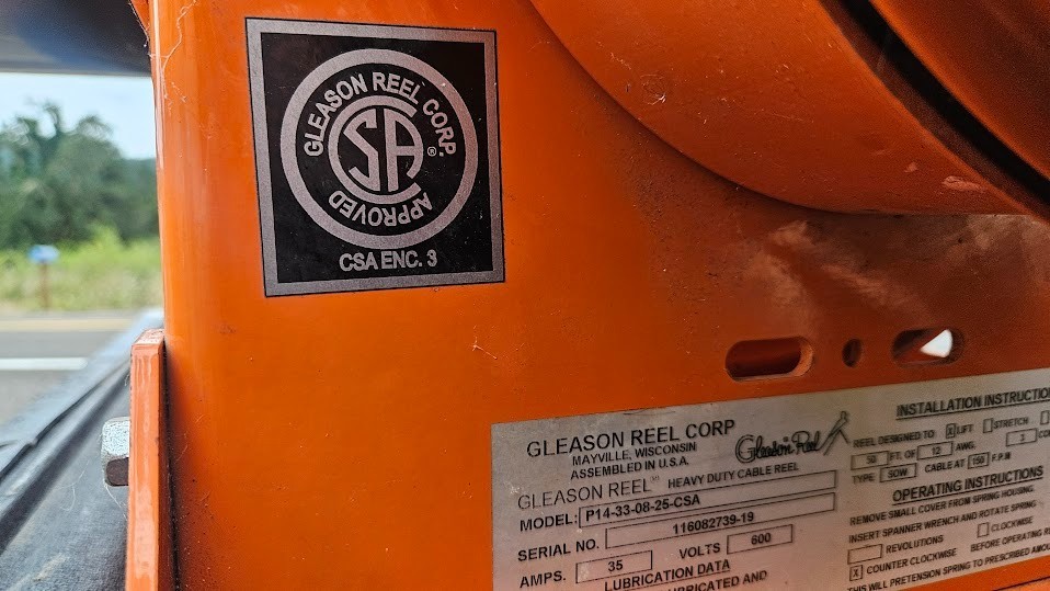 Gleason Pentant Reel P14-33-08-25-CSA 50ft 12awg Type SOW 150 F.P.M. NEW