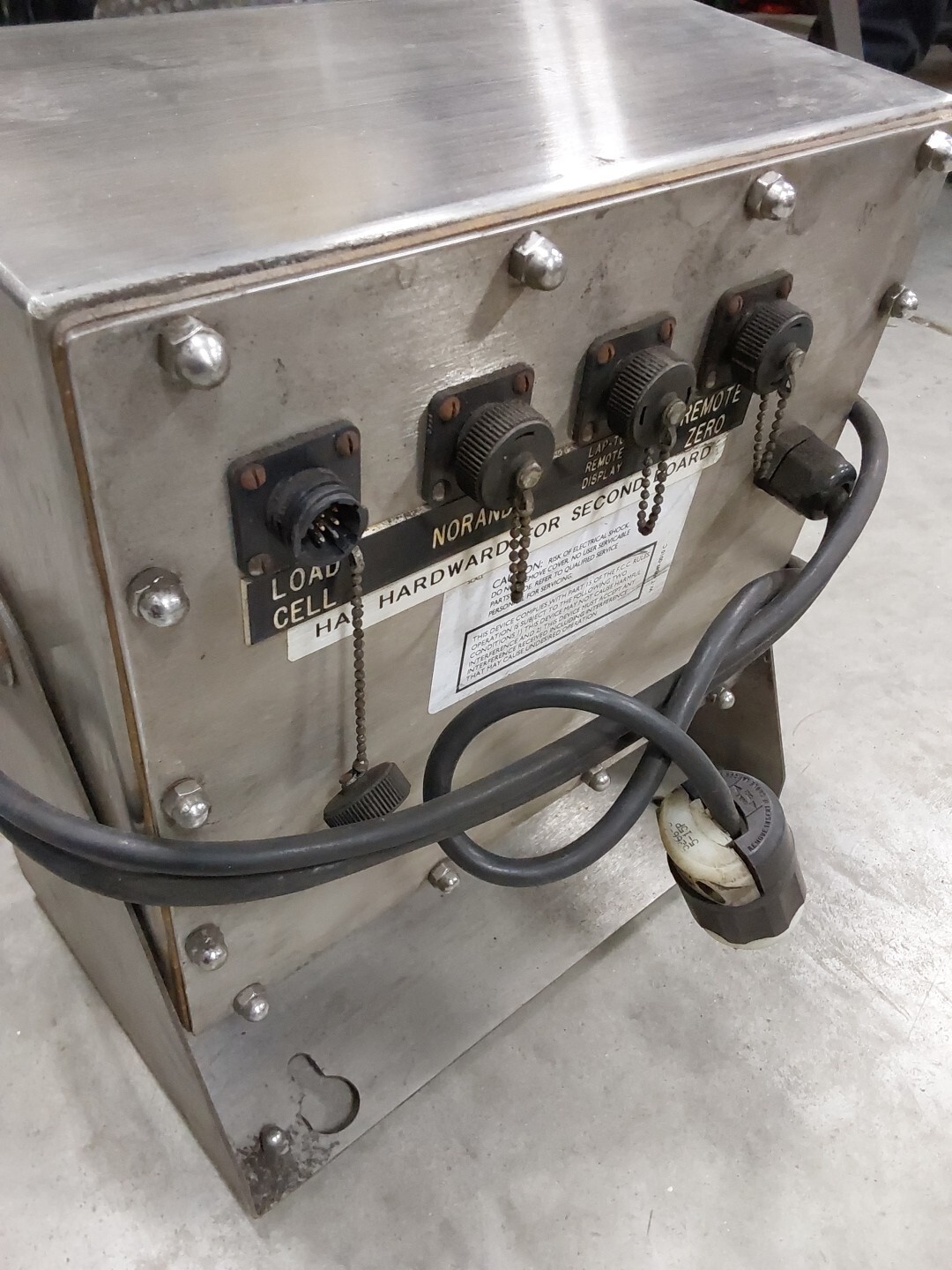 WEIGH-TRONIX WI-130 WEIGHT INDICATOR Class III/III L
