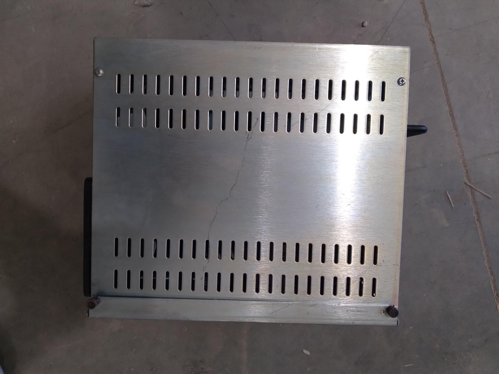 DYNICS CH12TH104T1W2F140IN-IR 100-240VAC 90W 50-60HZ