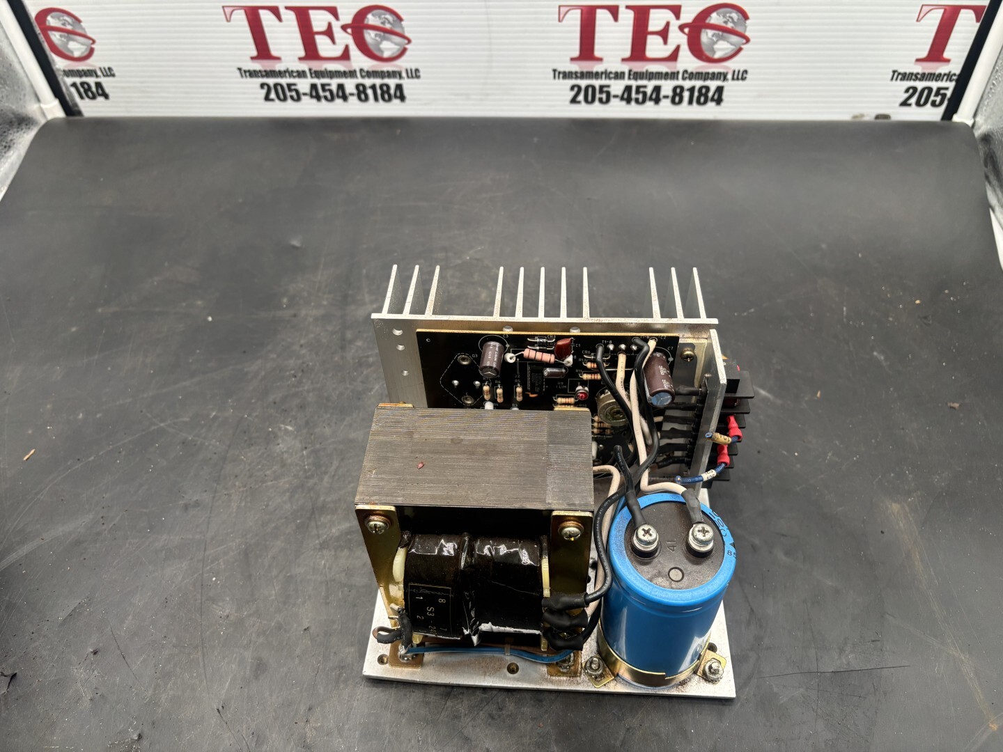 SOLA 83-24-260-03 24VDC/6A ;47-63Hz Power Supply