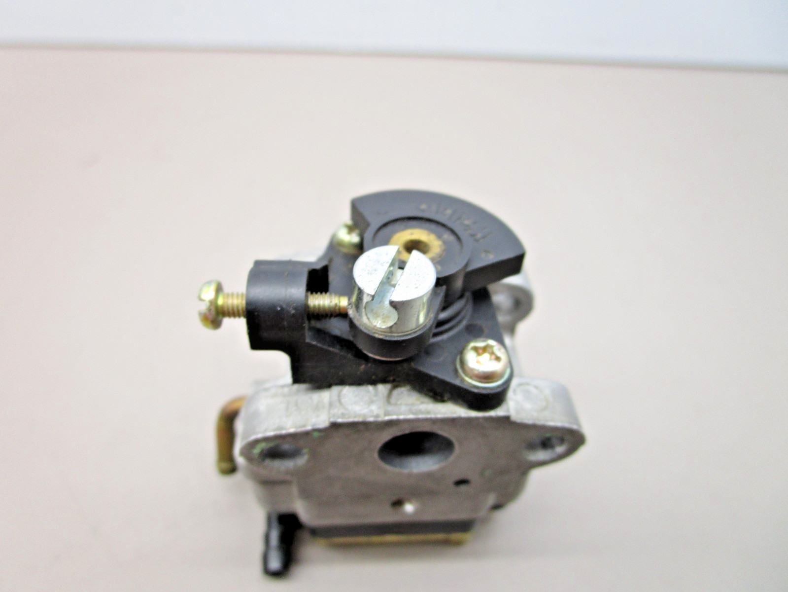 Honda GX31 Engine Carburetor Assembly Walbro WYL 127 16100-ZM5-809