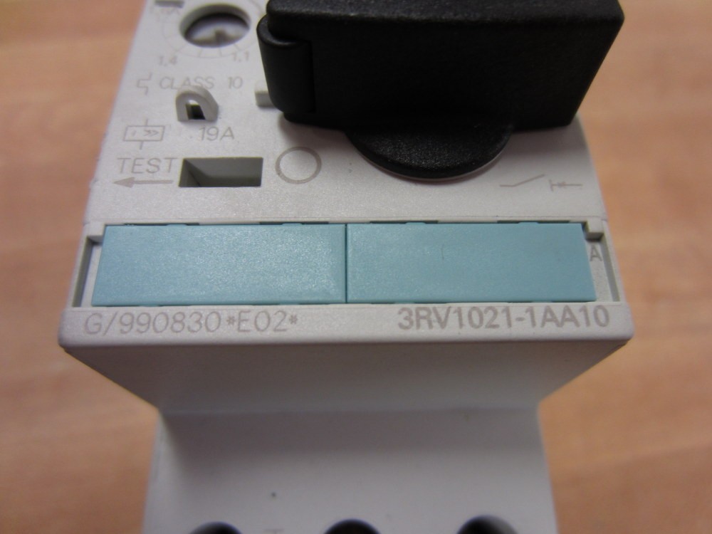 Siemens 3RV1-021-1AA10 Relay 3RV10211AA10 G/990830 E02