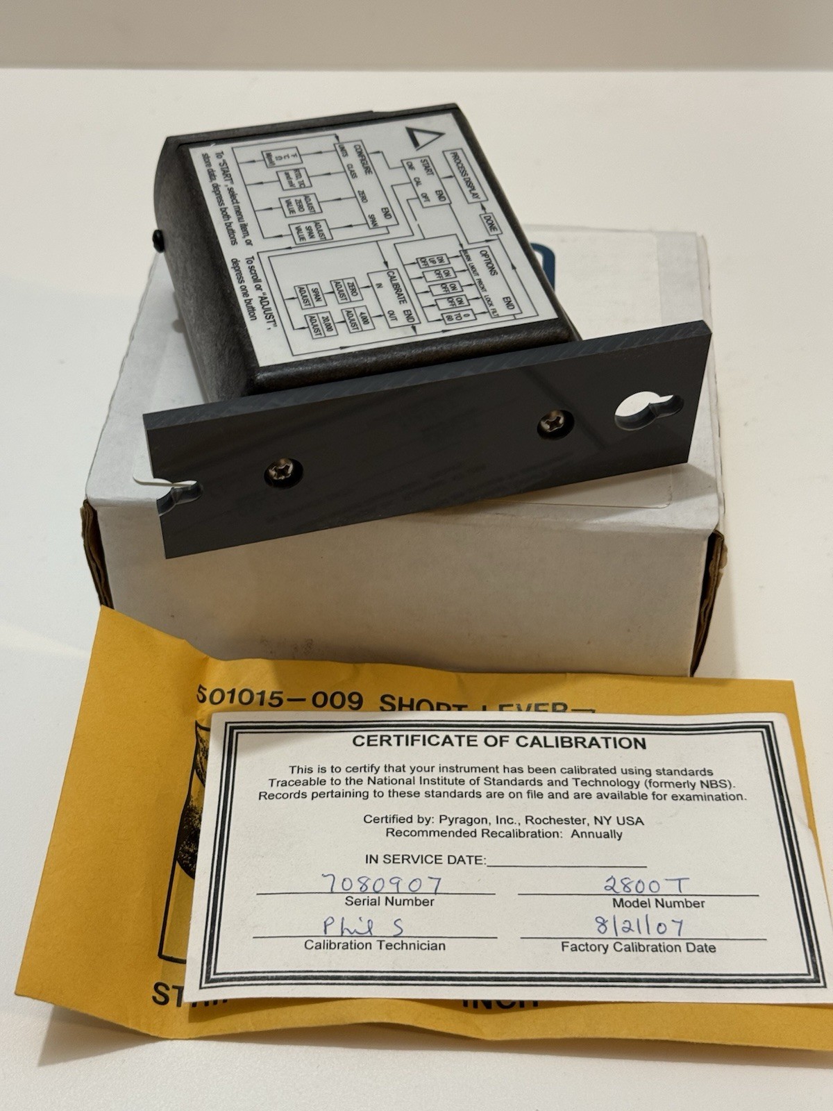 Pyragon 2800T Universal Temperature Transmitter – Unused NOS