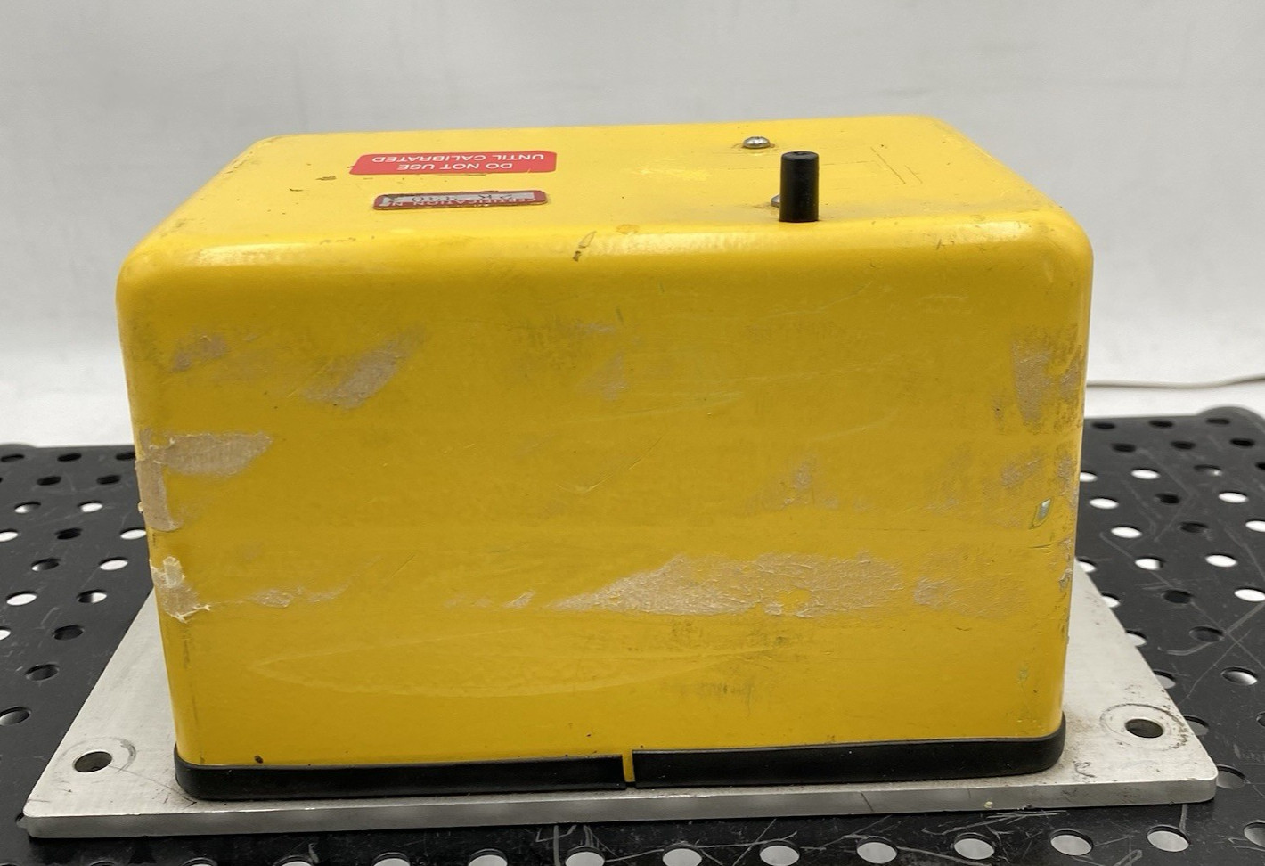 Celesco PT101 PT101-0100-111-61X0-7703 Cable Extension Position Transducer