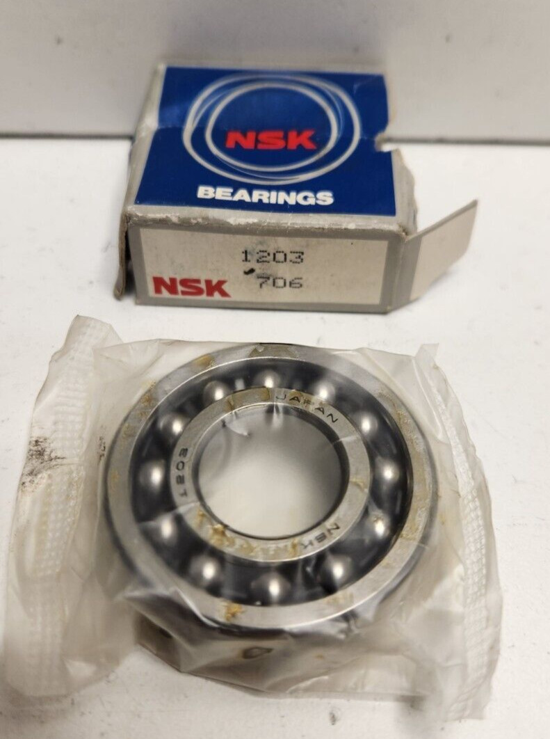 NEW OLD STOCK! NSK 17MM BORE X 40MM OD X 12MM WIDE BEARING 1203