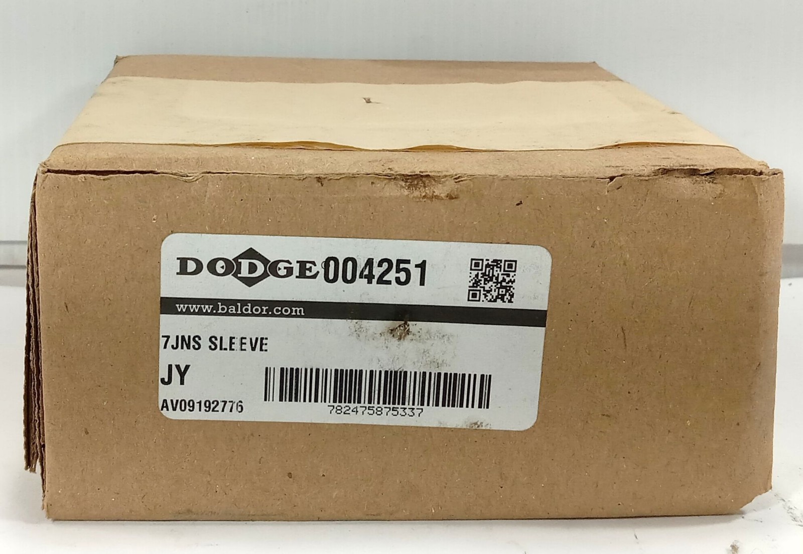 1 NEW DODGE 004251 7JNS SLEEVE ELEMENT NIB ***MAKE OFFER***