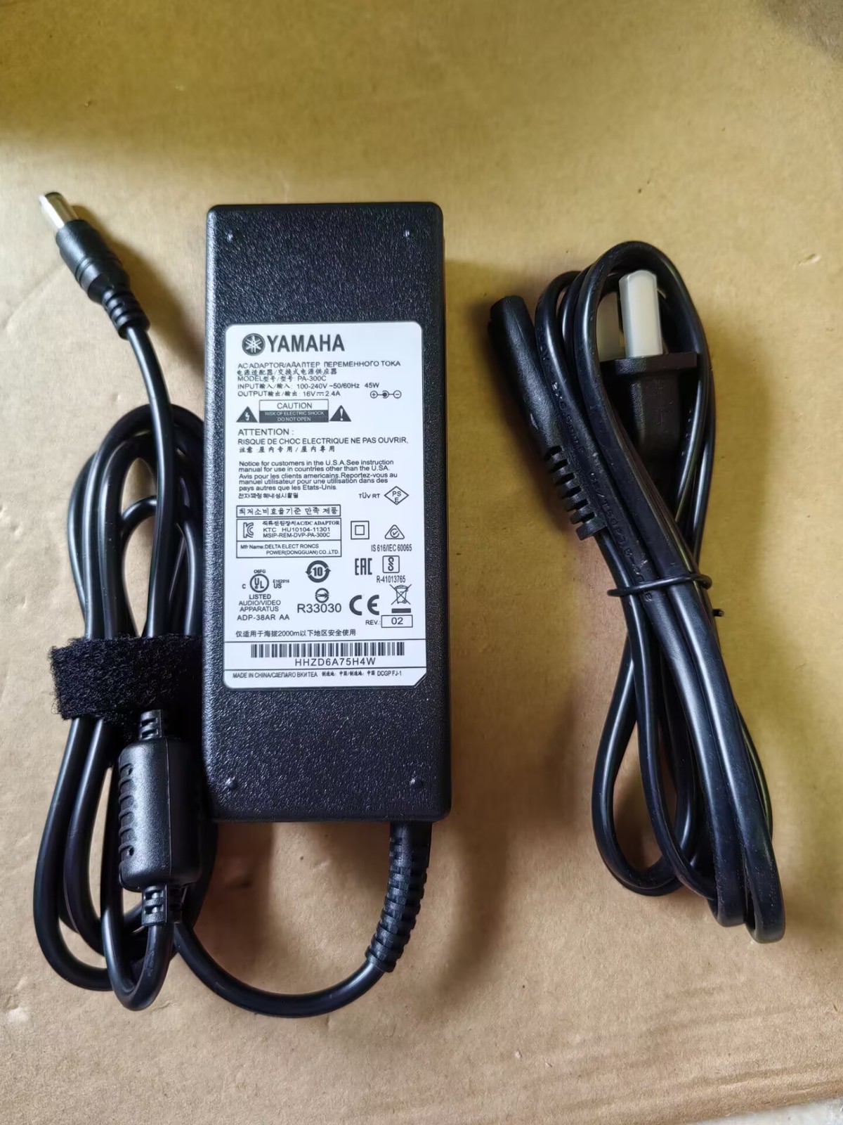PA-300C Power Adapter FOR YAMAHA PSR-S550 S650 S670 S970 S975 SX900 16V 2.4A 45W