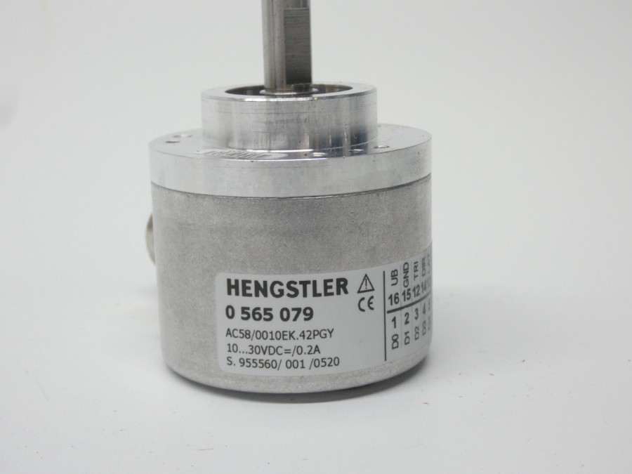 HENGSTLER 0565079 AC58/0010EK.42PGY 10-30VDC 0.2A NSMP