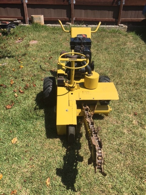 Ditch Witch Ditchwitch C77 trencher, used, good condition