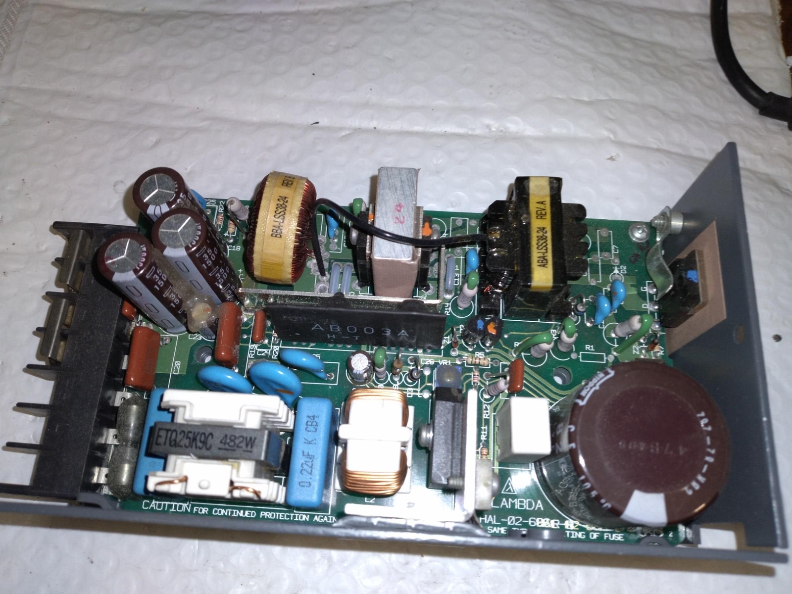 LAMBDA HAL-02-686R-B LAMBDA LSS-38-24 85-132VAC 47-440HZ 135W 24V 4.5A