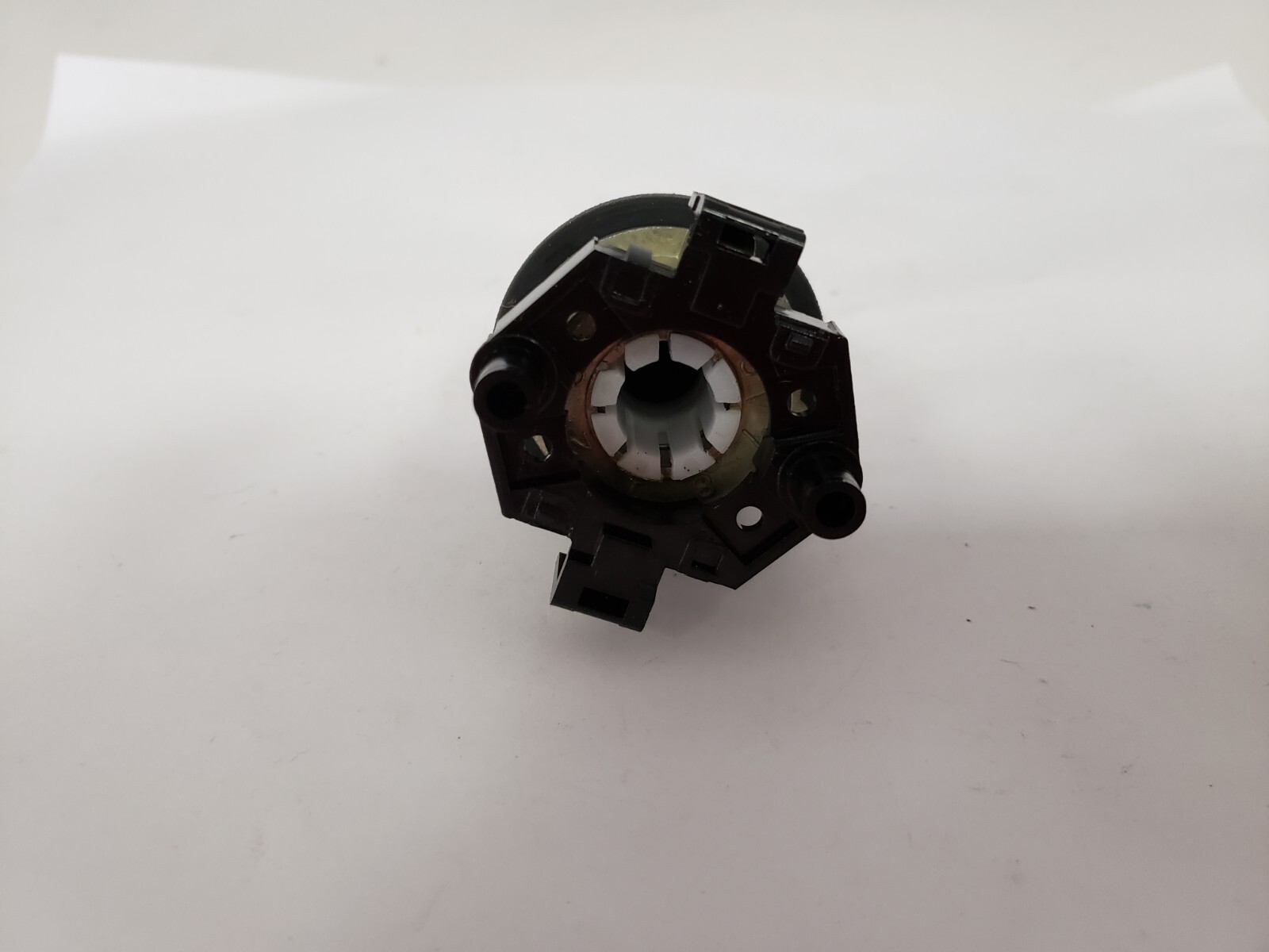 CUTLER HAMMER HT7ABG PUSHBUTTON OPERATOR EXTENDED GREEN MOMENTARY NNB