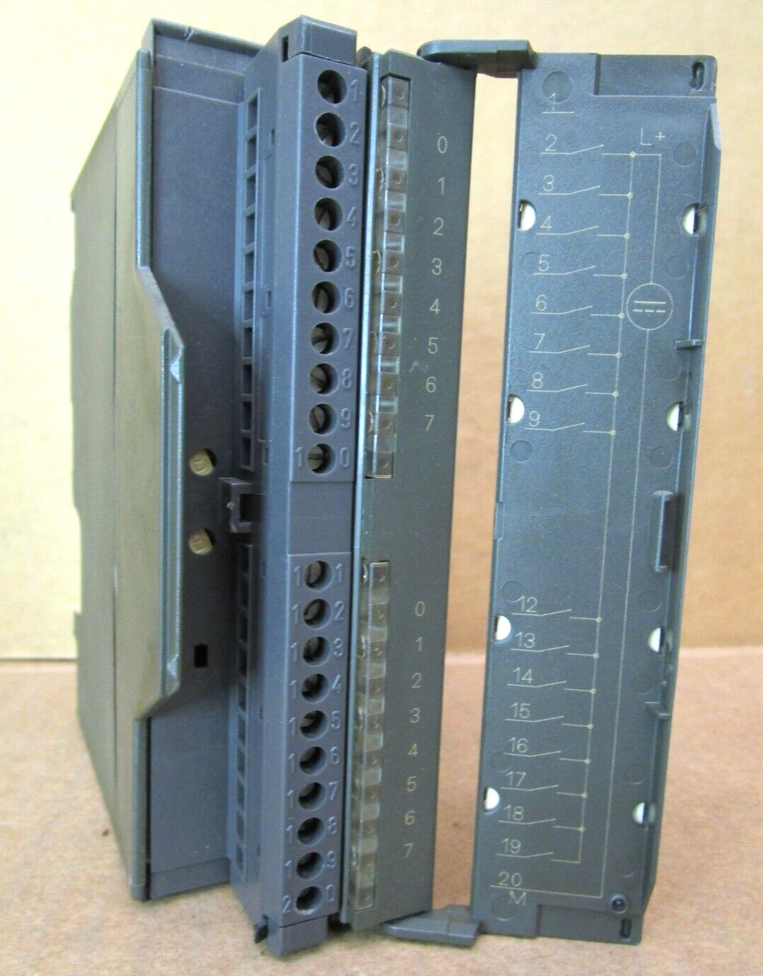 Siemens Simatic S7 6ES7 153-1AA03-0XB0 321-1BH02-0AA0 322-1BH01-0AA0 50729HM