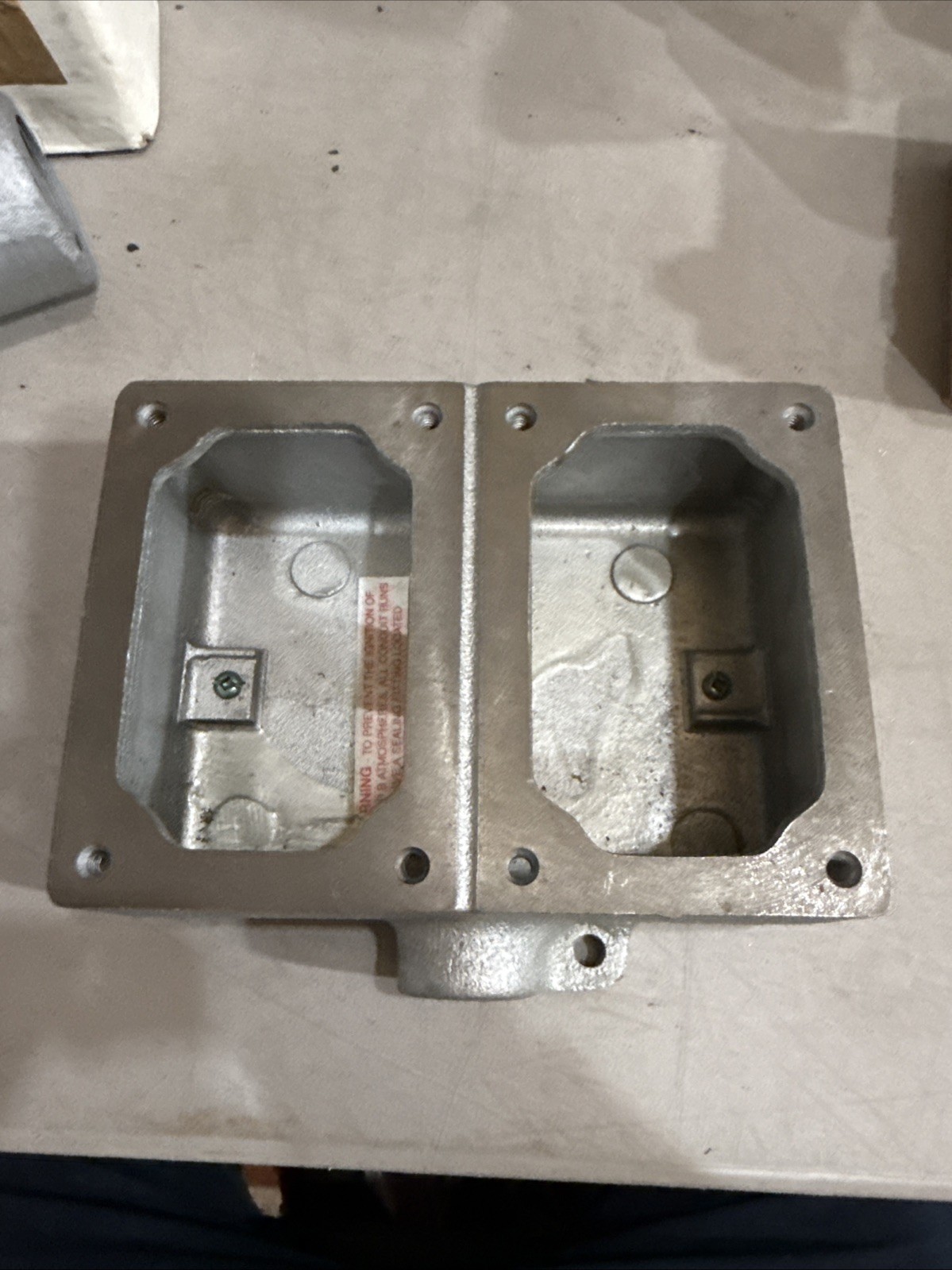 CROUSE -HINDS EOS-272 3/4” 0200609-11 Explosion Proof Box