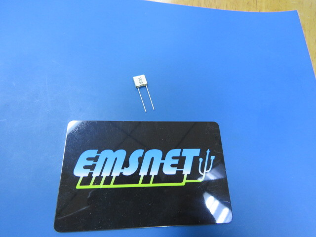 KEMET ELECTRONICS CORP R82DC3220DQ60J Qty of 100 per Lot Capacitor, Polyester M