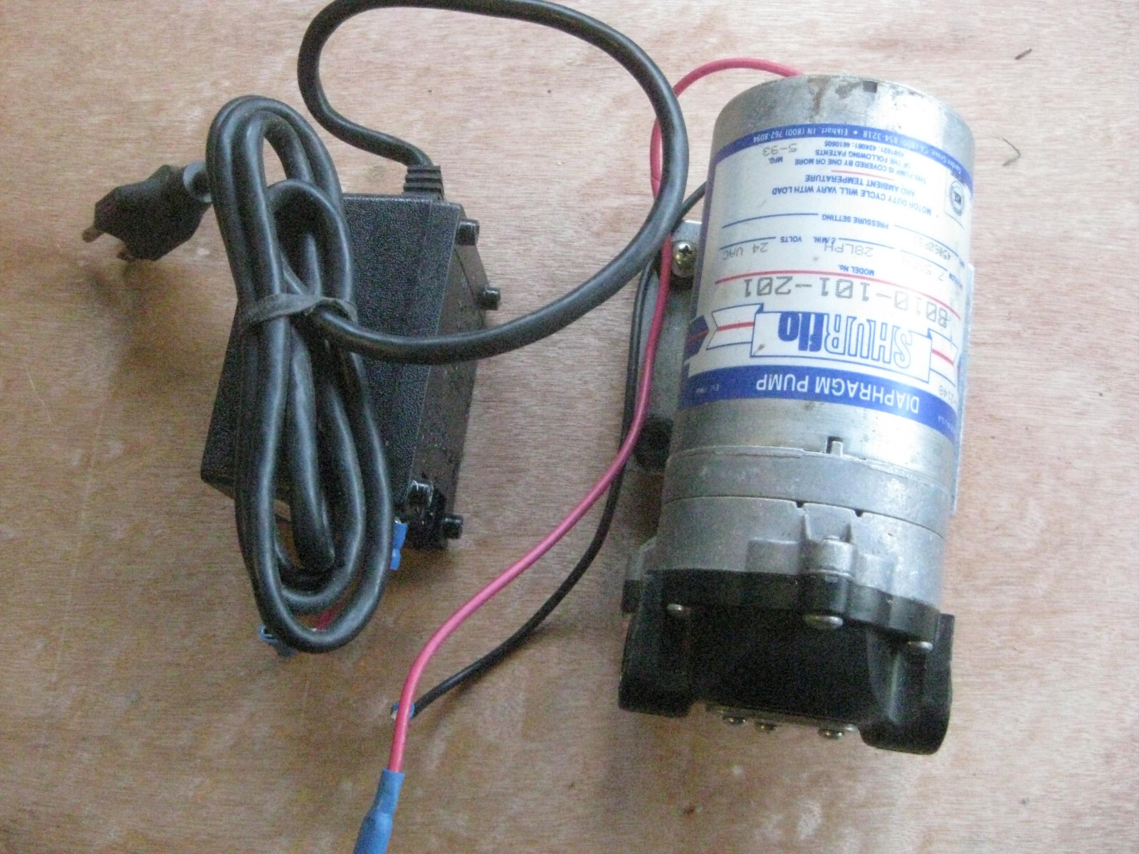 Shurflo 24vac Pump Pressure Switch & Power Supply 8010-101-207 NEW