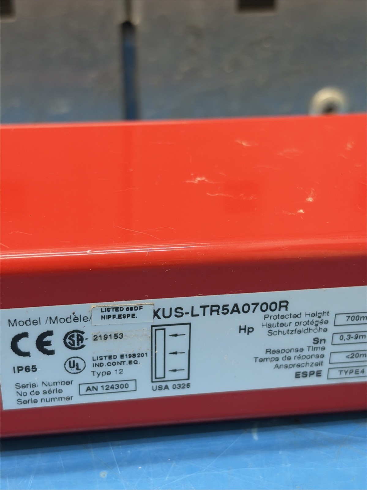 * Pre-Owned* TELEMECANIQUE SAFETY LIGHT CURTAIN XUS-LTR5A0700R + Warranty