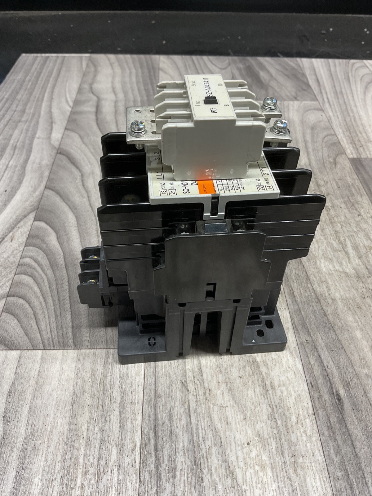 FUJI ELECTRIC SC-N3/G CONTACTOR #4030D141PR5SI