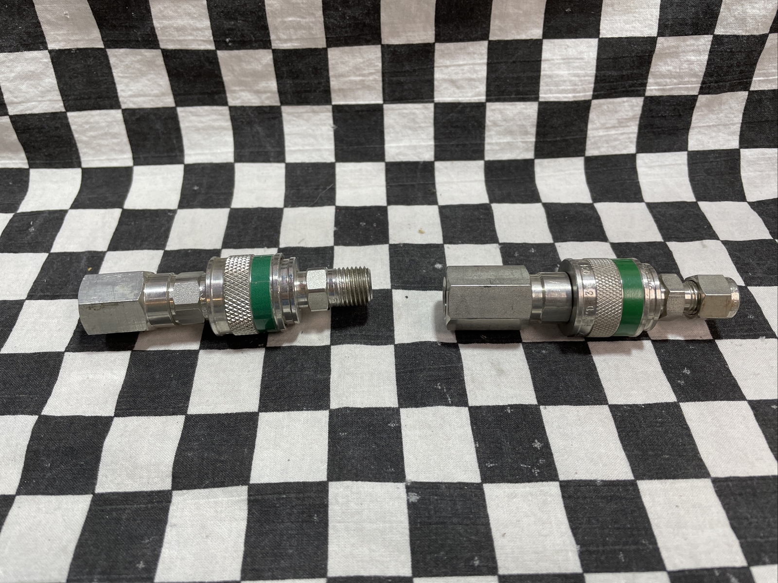 SWAGELOK Quick Connect SS-QC4-S-400K3 & SS-QC4-B-4PFK3 & SS-QC4-D-4PMK3 #N24R