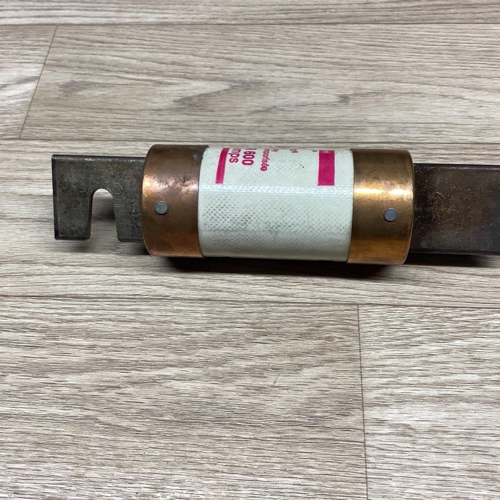 GOULD SHAWMUT TYPE D TRI-ONIC CLASS R TRNR 600 600AMP FUSE #816PR150*CO