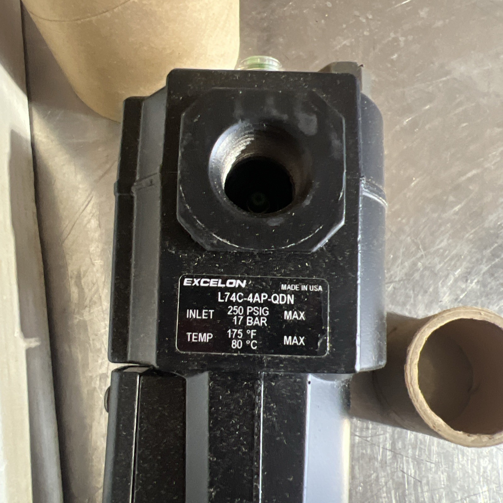 NORGREN L74C-4AP-QDN OIL-FOG LUBRICATOR, 1/2″ NPT, 250PSI MAX, 175ºF/80ºC MAX