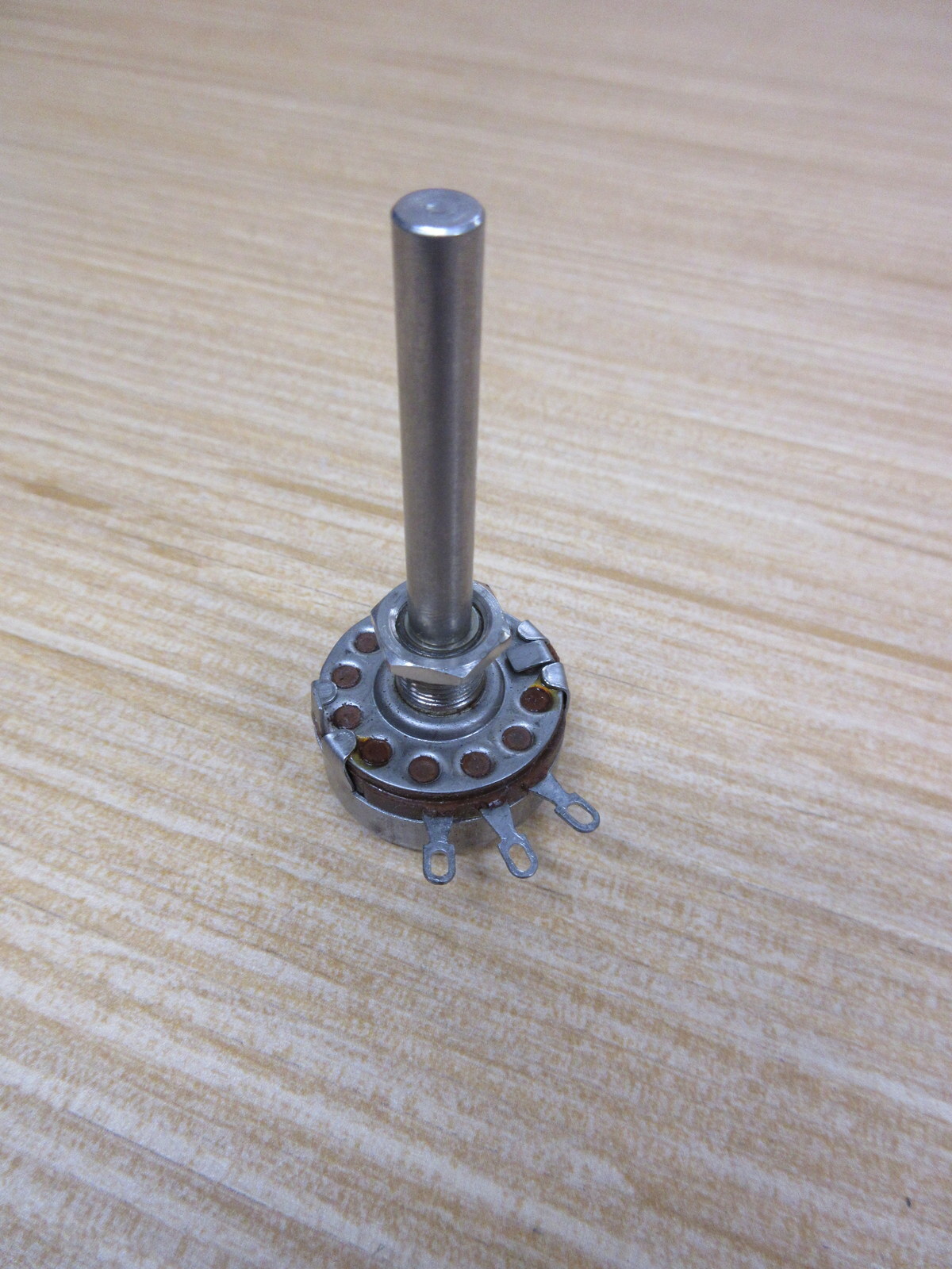 Ohmite CU2531 Potentiometer 25KΩ