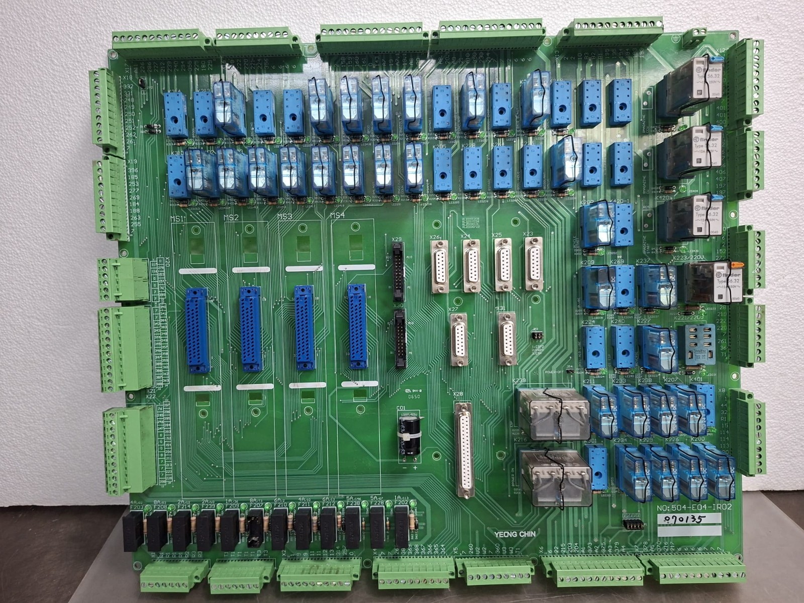 YCM 504-E04-IR02 USED