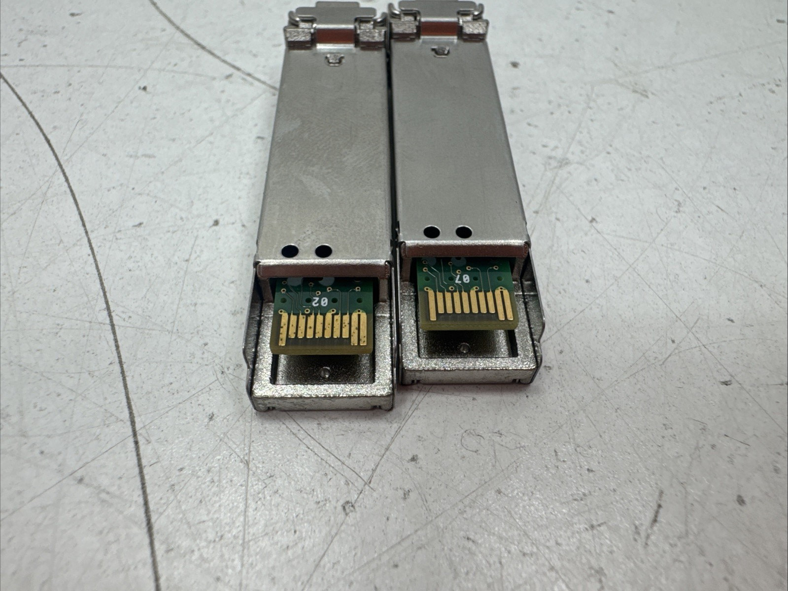 (QTY 2) Finisar | FTLF8524P3BNL- (NK) | 4Gb FC 850nm SW